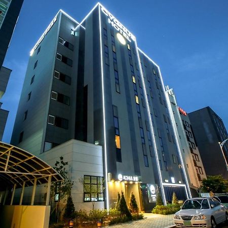 Cygnus Hotel اسان المظهر الخارجي الصورة